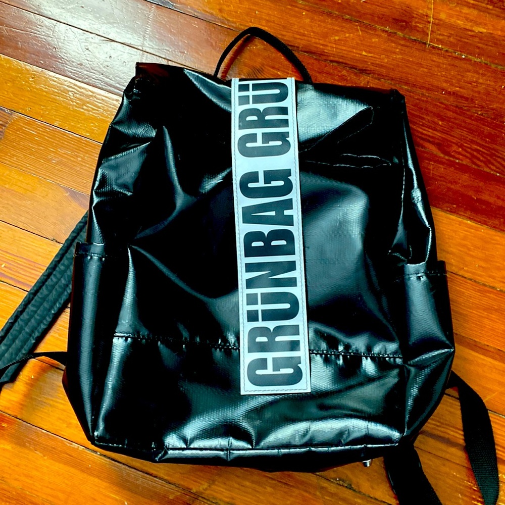 Black Grunbag Backpack